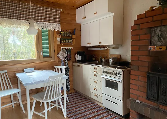 Tievaharju Cabin