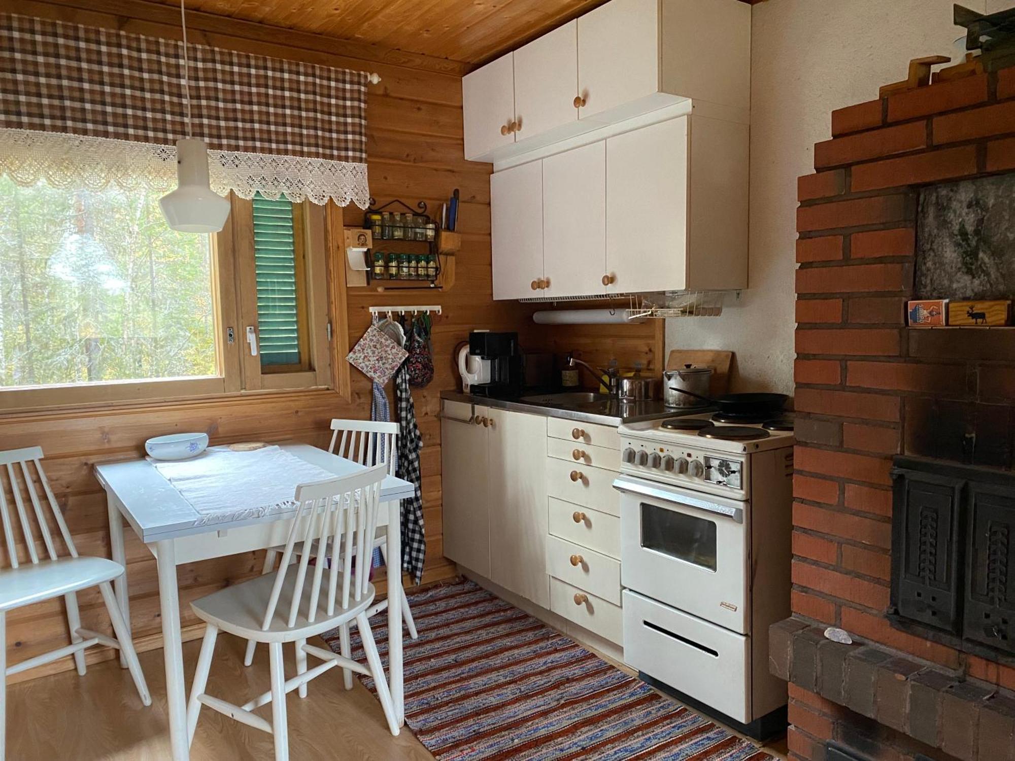 Tievaharju Chalet *